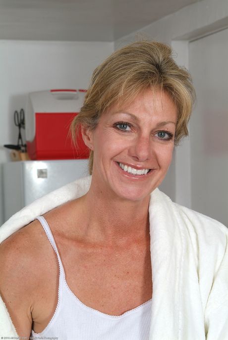 Older Women Pics